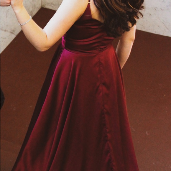 Dress - Picture 3 of 6